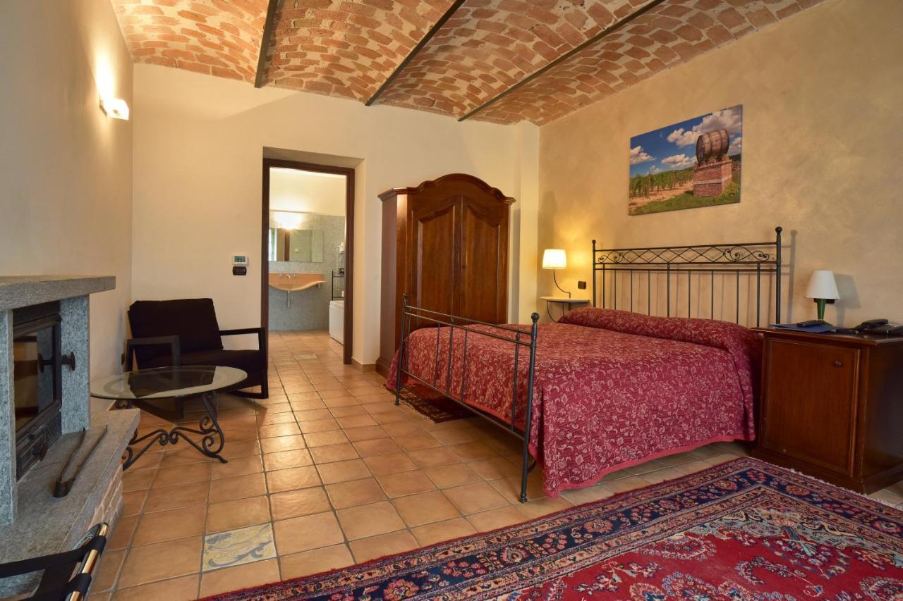 Agriturismo Podere La Piazza Костильоле-д'Астри Экстерьер фото