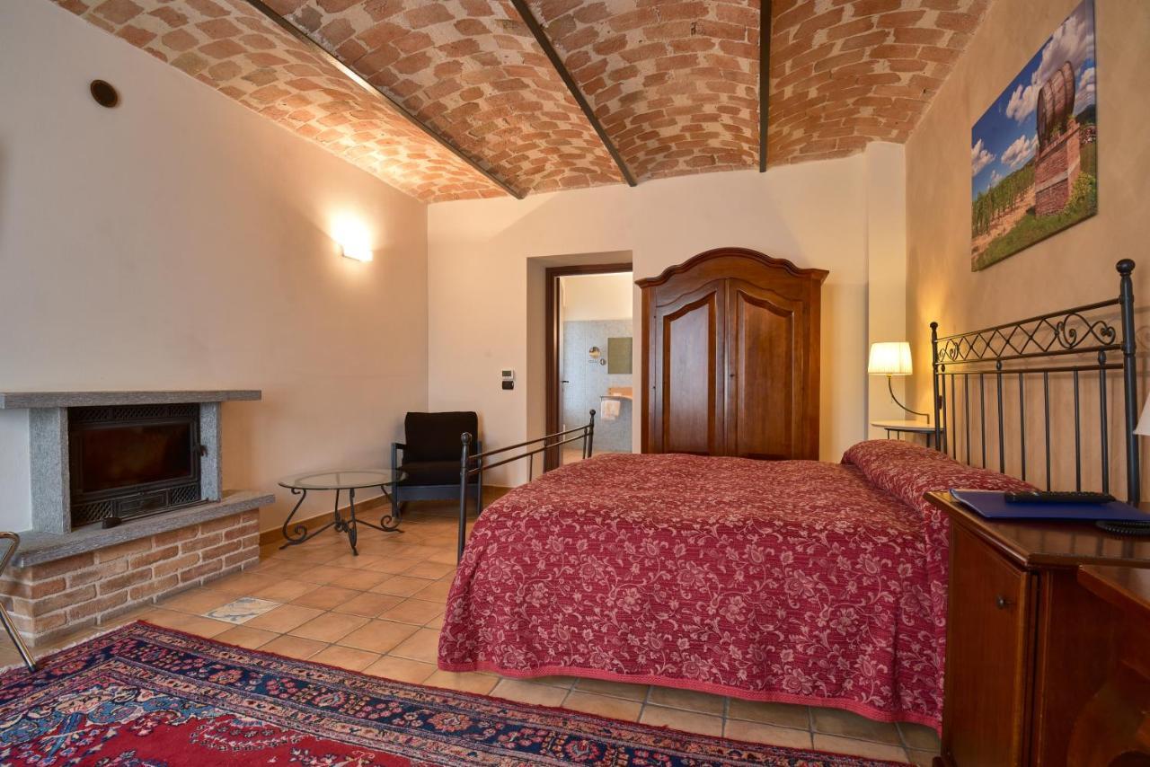 Agriturismo Podere La Piazza Костильоле-д'Астри Экстерьер фото