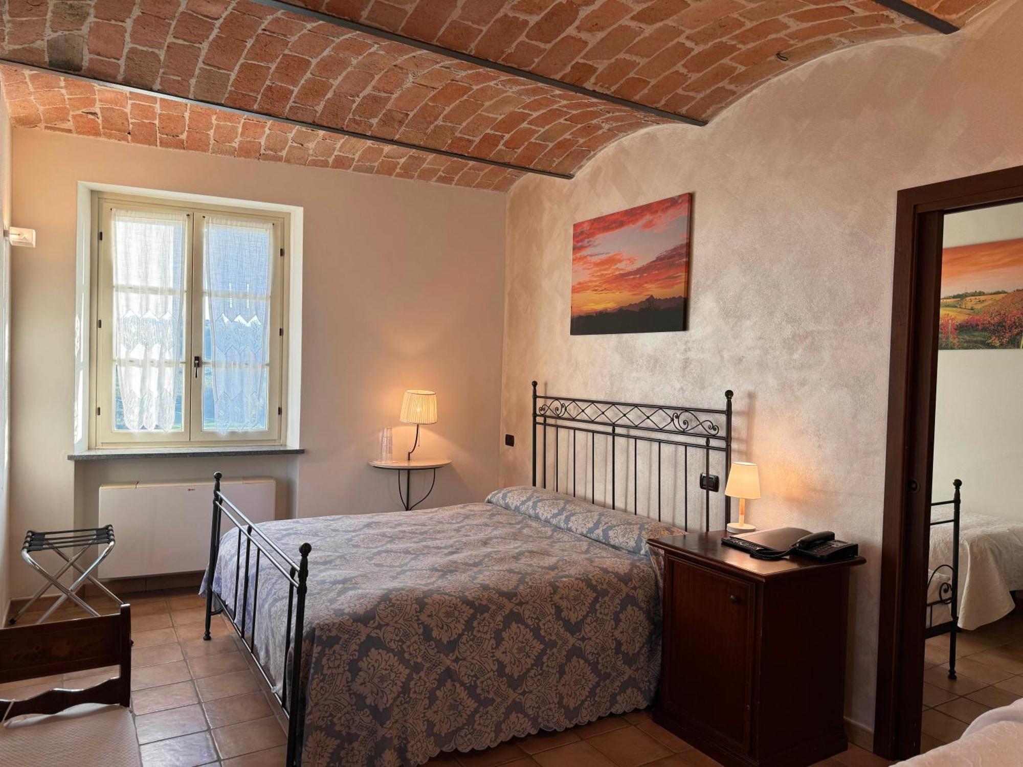 Agriturismo Podere La Piazza Костильоле-д'Астри Экстерьер фото
