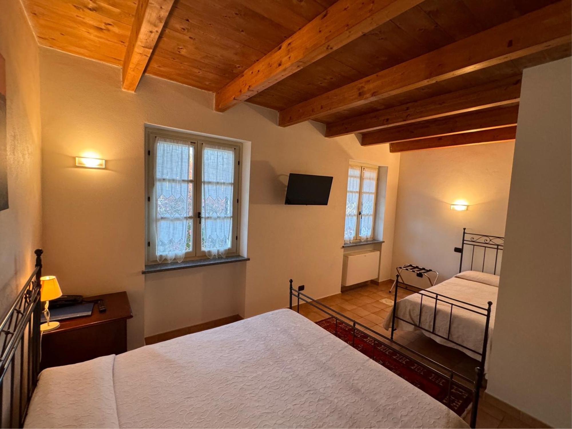 Agriturismo Podere La Piazza Костильоле-д'Астри Экстерьер фото
